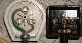 Подключение и монтаж розетки для электроплиты от 561 руб в Белой Калитве - ЭлектроБкл
